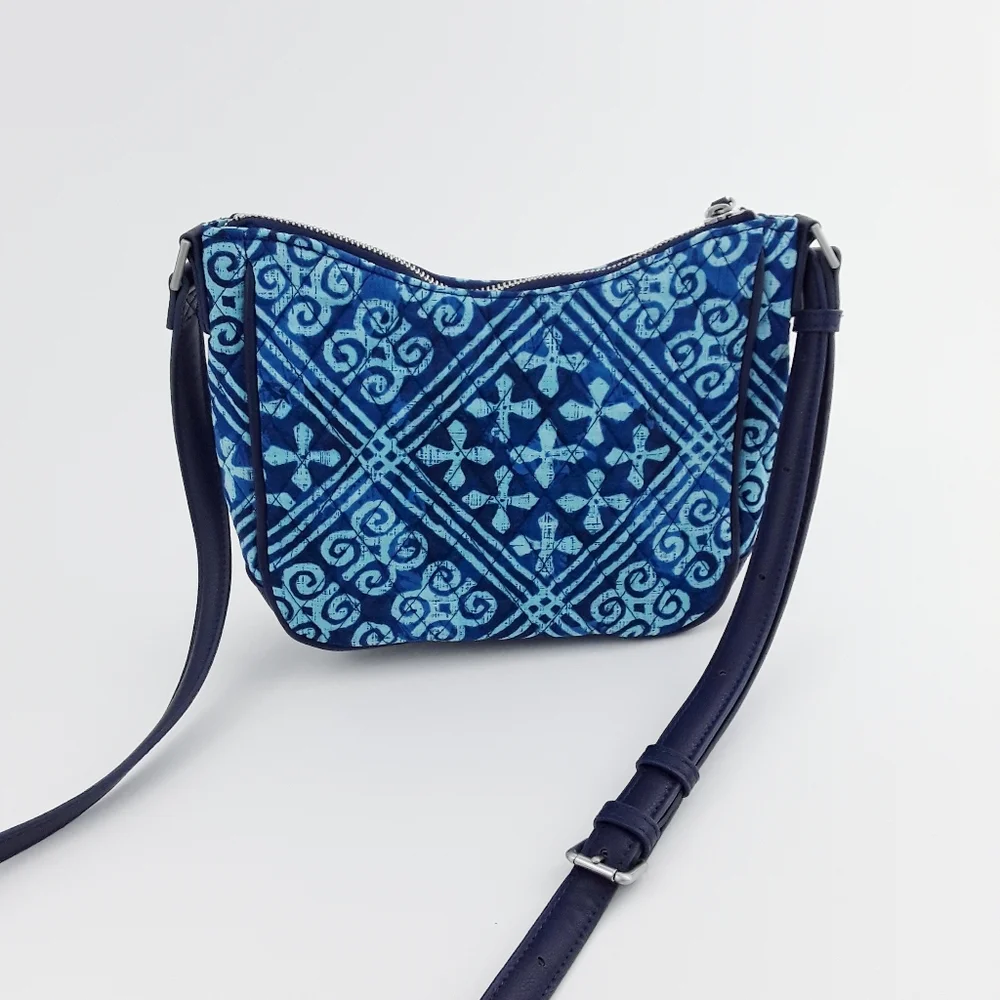 Vera Bradley Blue Quilted Crossbody Vivian Bag